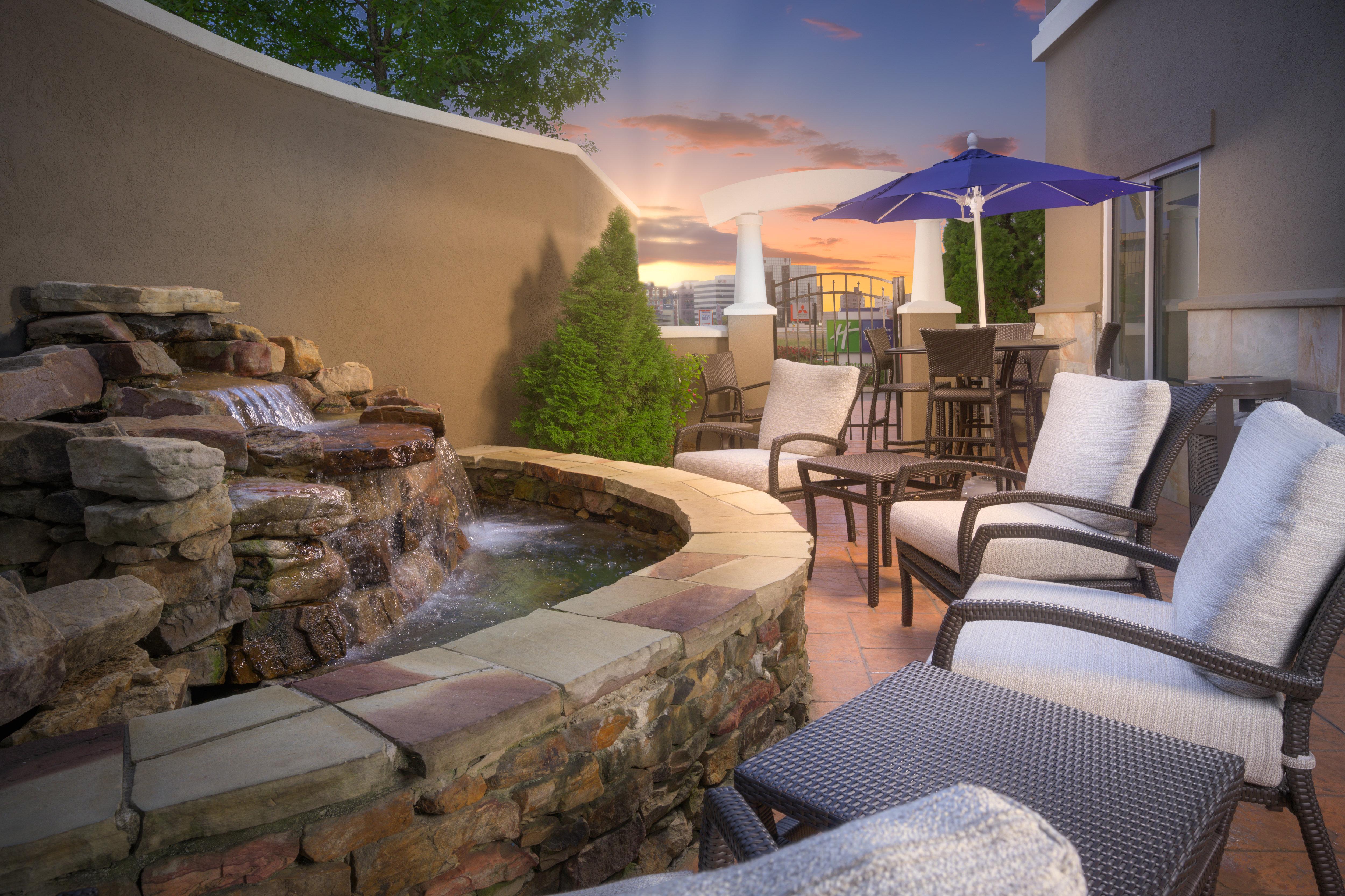 Holiday Inn Express Hotel & Suites Chattanooga Downtown By Ihg Extérieur photo