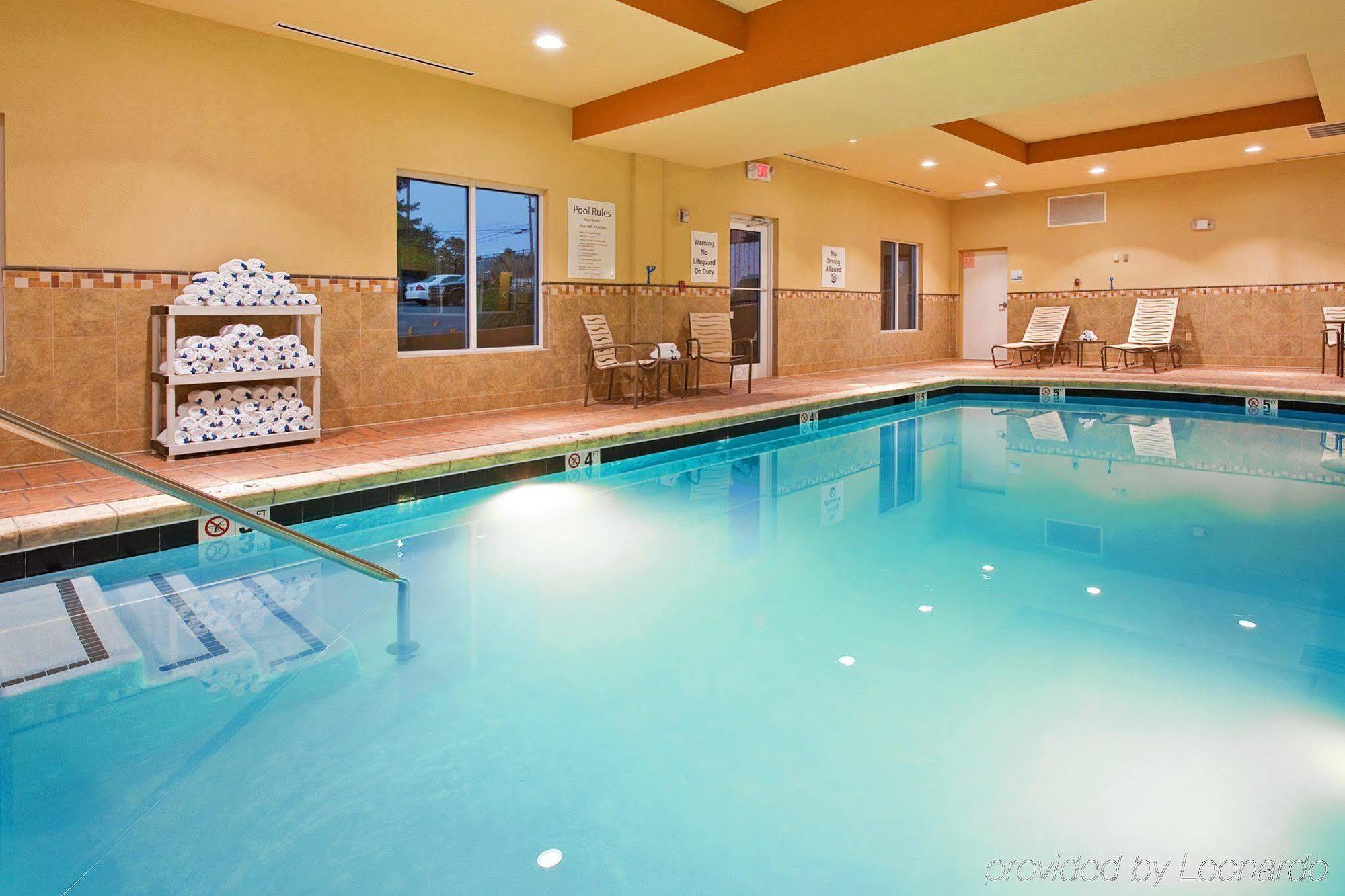 Holiday Inn Express Hotel & Suites Chattanooga Downtown By Ihg Extérieur photo